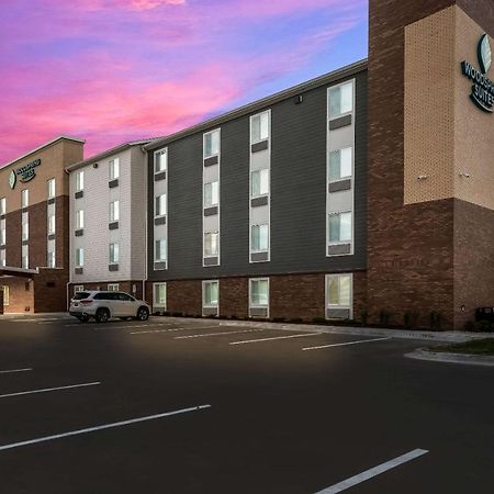 Woodspring Suites Milwaukee - Menomonee Falls Εξωτερικό φωτογραφία